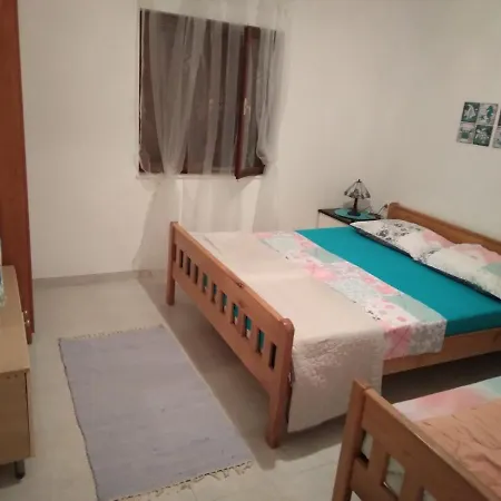 Apartamento By The Sea Cove Vela Prapratna *