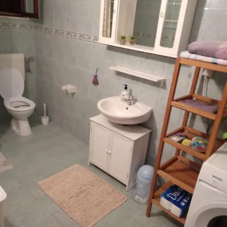 By The Sea Cove Vela Prapratna Apartman Oskorušno