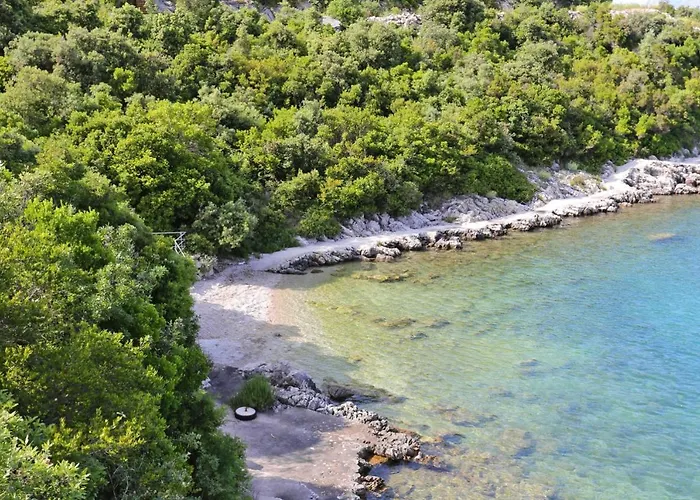 Διαμέρισμα By The Sea Cove Vela Prapratna