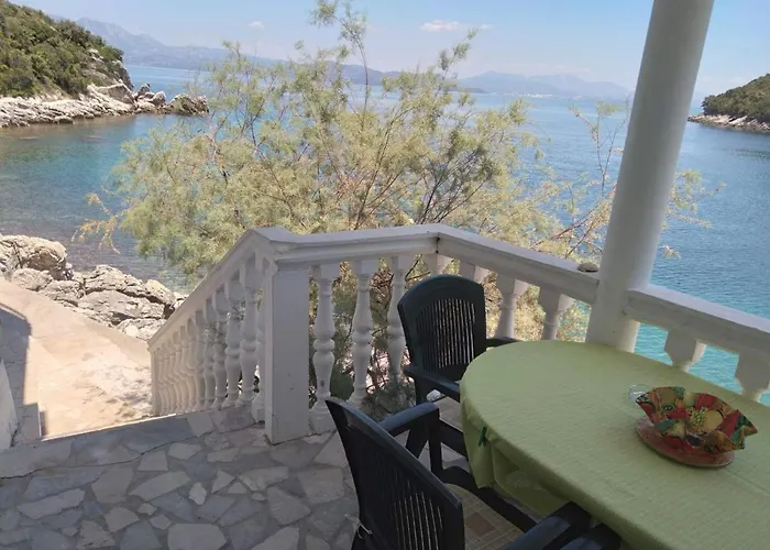 Διαμέρισμα By The Sea Cove Vela Prapratna Oskorusno